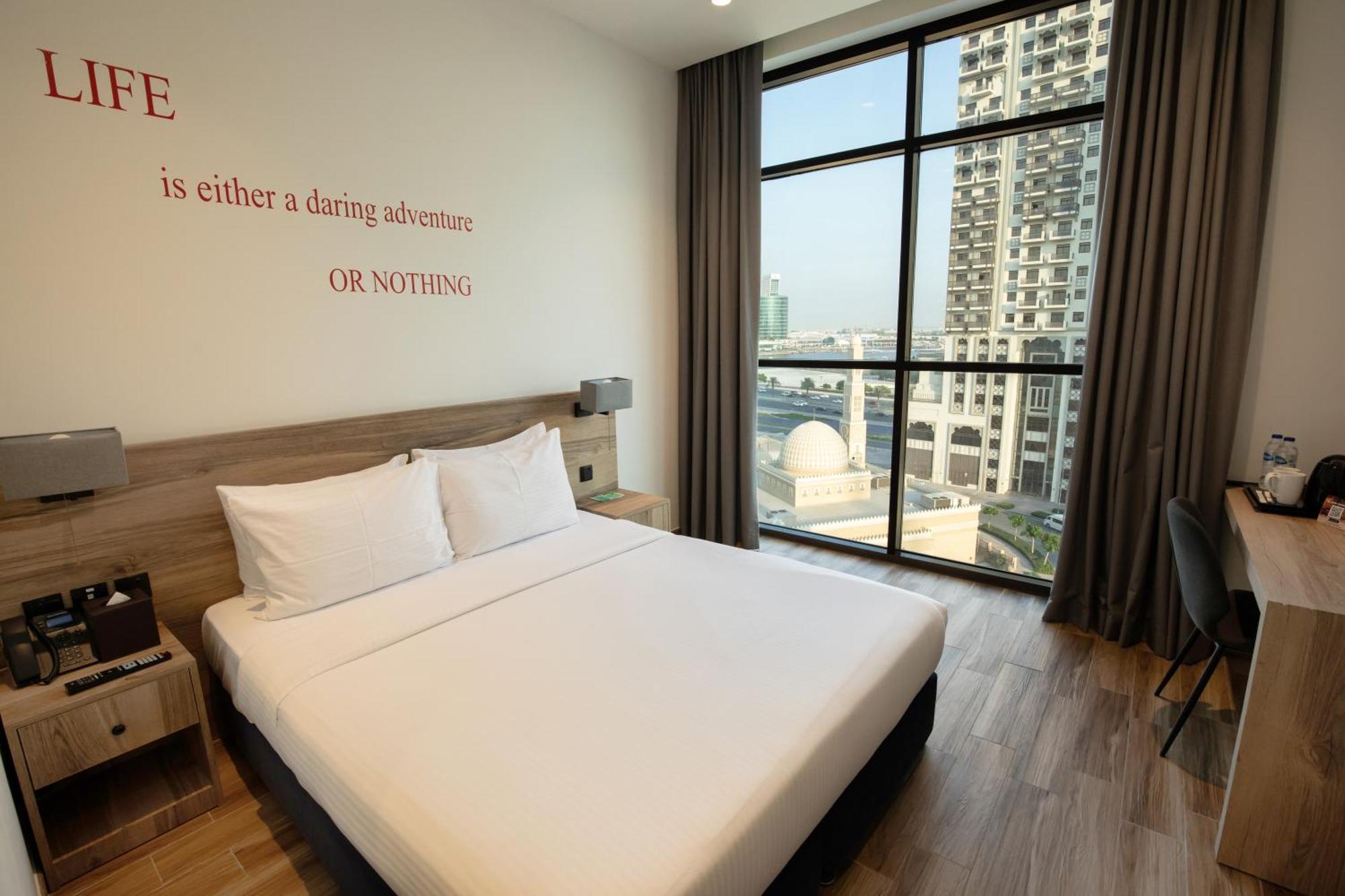 Kingsgate Al Jaddaf Hotel By Millennium Dubai Eksteriør bilde